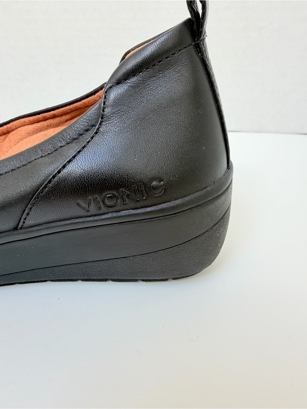 Vionic Jacey Platform Loafers Slip On Flats Comfort Shoes Leather Black Size 8.5 - Picture 10 of 12